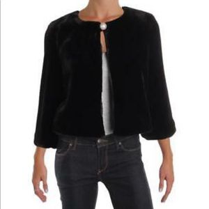Faux Fur Shrug with Faux Pearl